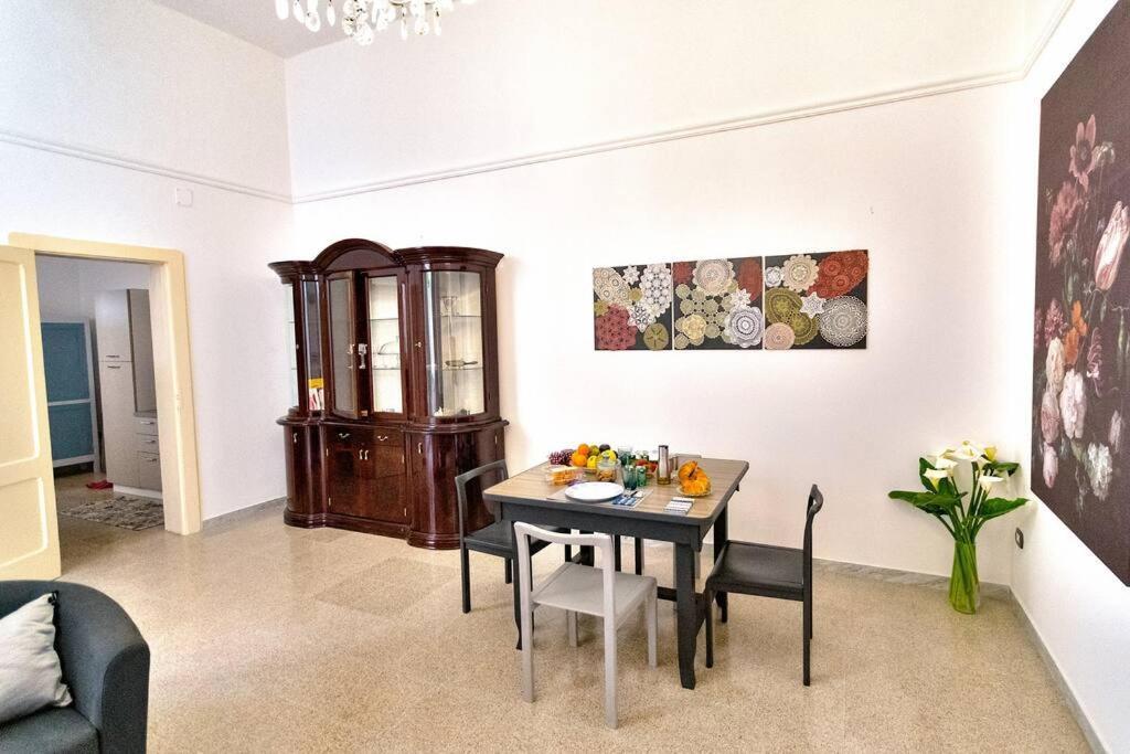 Mary'S House Apartment Lecce Exterior photo